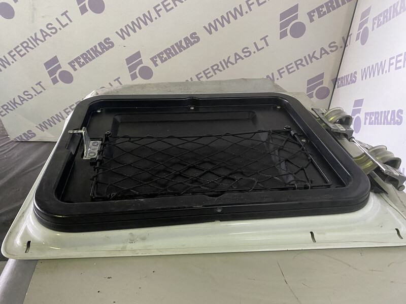 Mercedes-Benz STORAGE COMPARTMENT FLAP - Stoßstange für LKW: das Bild 3 Mercedes-Benz STORAGE COMPARTMENT FLAP - Stoßstange für LKW: das Bild 3