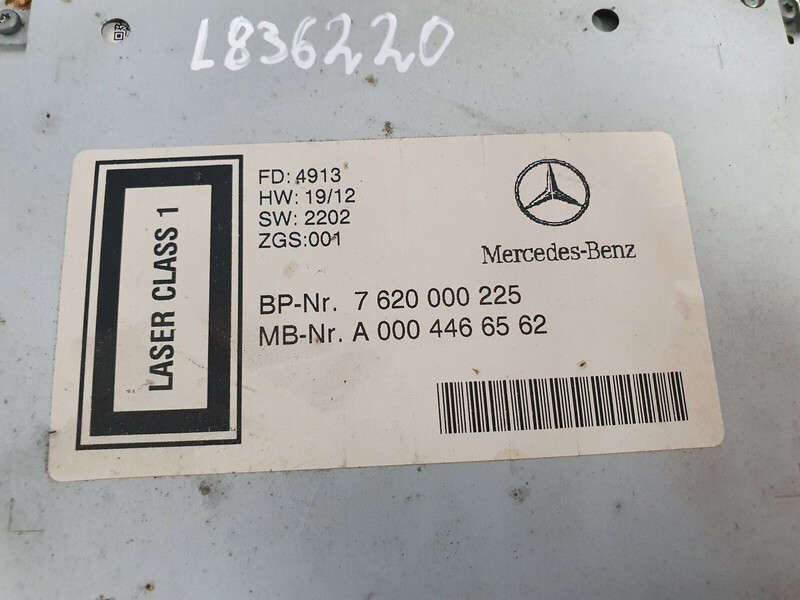 Mercedes-Benz radio - Armaturenbrett für LKW: das Bild 4 Mercedes-Benz radio - Armaturenbrett für LKW: das Bild 4