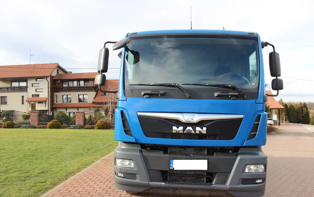 MAN TGM 18 250 !! EURO 6 !!! - Tankwagen: das Bild 3 MAN TGM 18 250 !! EURO 6 !!! - Tankwagen: das Bild 3