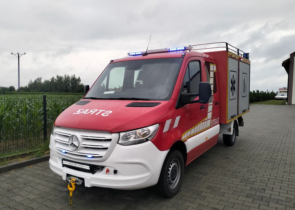 Feuerwehrfahrzeug Mercedes-Benz Sprinter 907 straż strażacki pożarniczy Hasici Pompier: das Bild 10