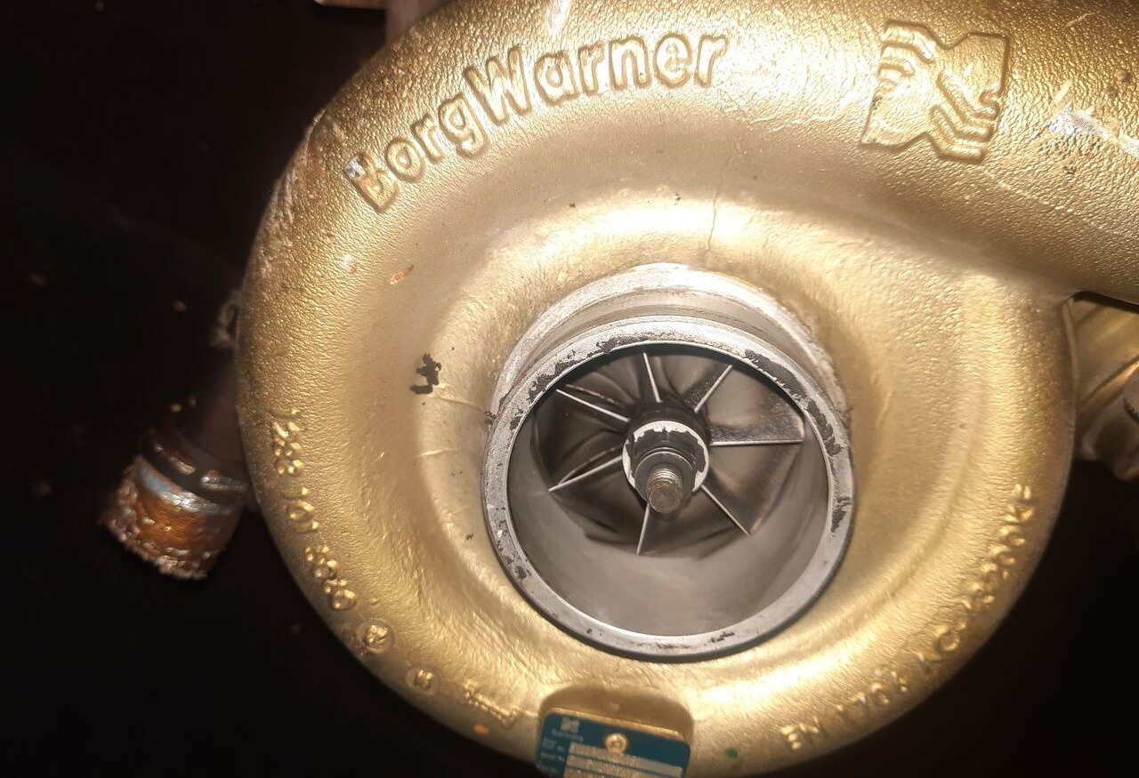 BorgWarner man - Turbolader für Bus: das Bild 1 BorgWarner man - Turbolader für Bus: das Bild 1