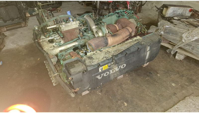 Volvo D12E340EC06 - Motor: das Bild 2 Volvo D12E340EC06 - Motor: das Bild 2