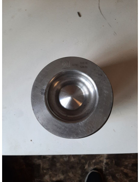 Volvo std 126.85 - Motor und Teile: das Bild 3 Volvo std 126.85 - Motor und Teile: das Bild 3