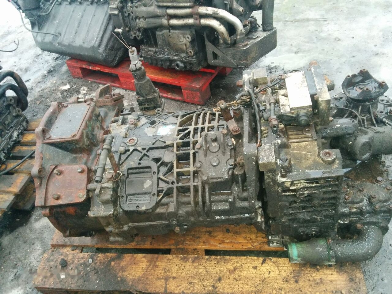 ZF S6 85+GV80/ S6 90 + GV90 Setra 315 - Getriebe für Bus: das Bild 2 ZF S6 85+GV80/ S6 90 + GV90 Setra 315 - Getriebe für Bus: das Bild 2