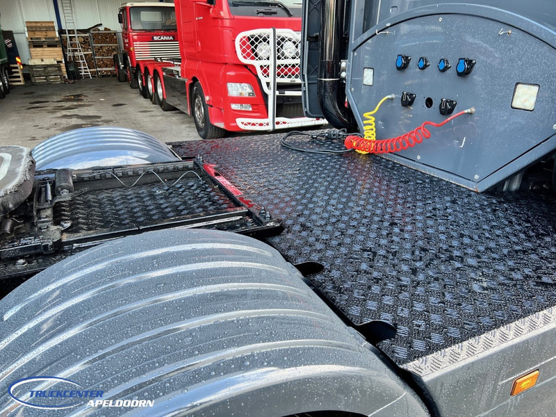 Sattelzugmaschine Scania T560 Longline, 6x2, Retarder, Torpedo - Hauber - T serie, Vlastuin: das Bild 13