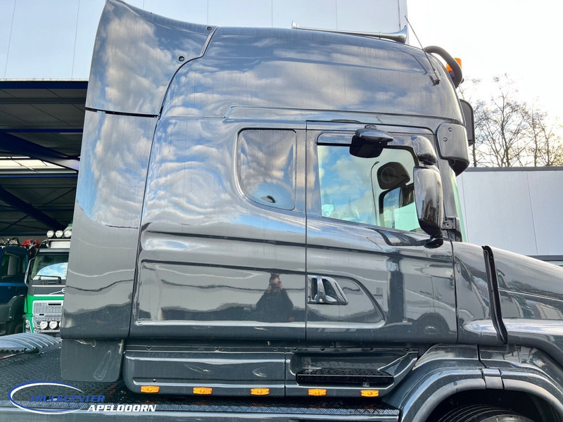 Sattelzugmaschine Scania T560 Longline, 6x2, Retarder, Torpedo - Hauber - T serie, Vlastuin: das Bild 11