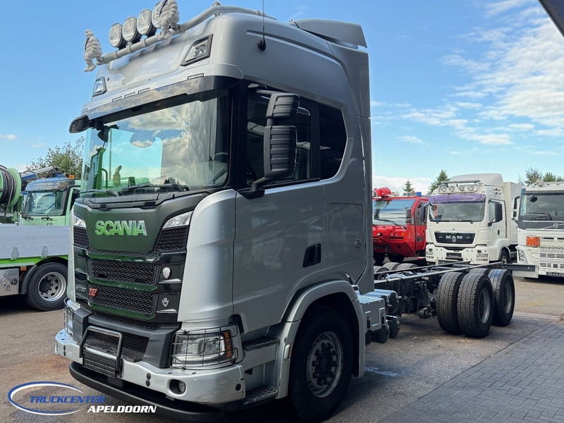 Scania R730 XT NGS V8 6x4 Naafreductie, Retarder, PTO - Fahrgestell LKW: das Bild 4 Scania R730 XT NGS V8 6x4 Naafreductie, Retarder, PTO - Fahrgestell LKW: das Bild 4