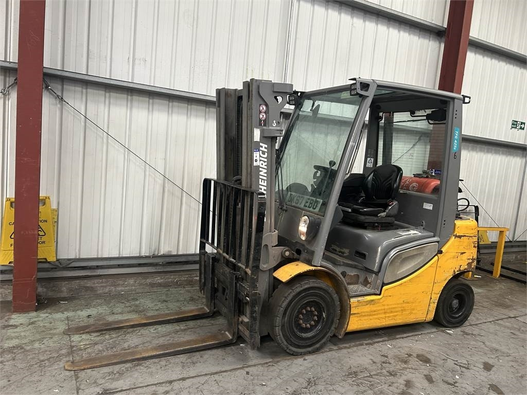 Jungheinrich TFG425S - Treibgasstapler: das Bild 2 Jungheinrich TFG425S - Treibgasstapler: das Bild 2