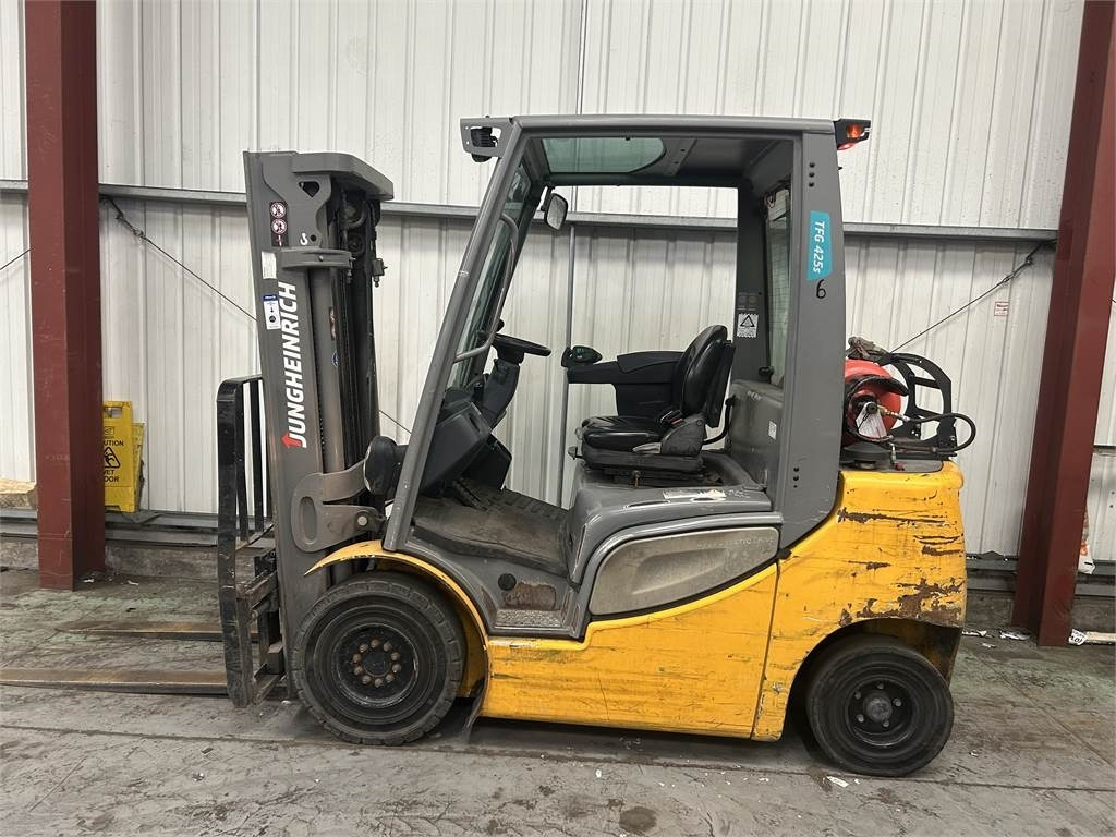 Jungheinrich TFG425S - Treibgasstapler: das Bild 1 Jungheinrich TFG425S - Treibgasstapler: das Bild 1
