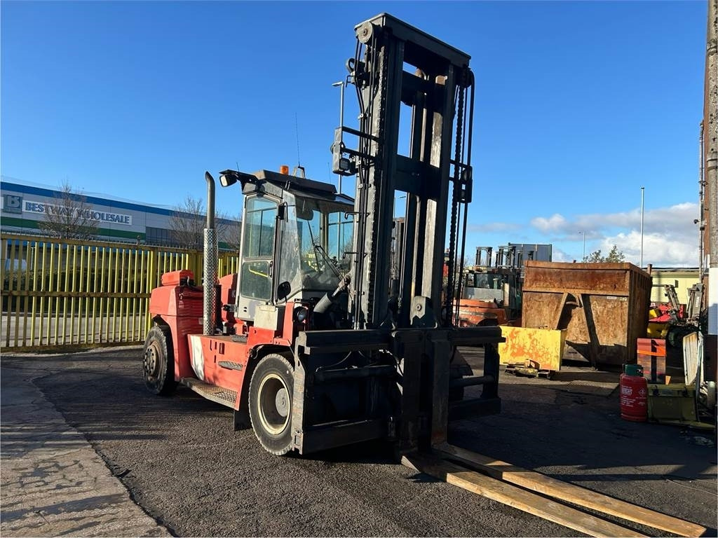 Kalmar DCE150-12 - Dieselstapler: das Bild 1 Kalmar DCE150-12 - Dieselstapler: das Bild 1