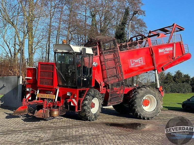 Gilles Beet Master 2000 - Rübenvollernter: das Bild 1 Gilles Beet Master 2000 - Rübenvollernter: das Bild 1