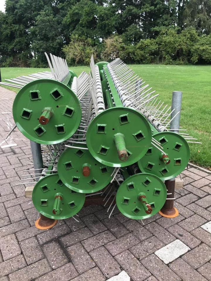 Krone Pick-up nieuw zonder beugels - Ernteforsatz für Häcksler: das Bild 3 Krone Pick-up nieuw zonder beugels - Ernteforsatz für Häcksler: das Bild 3