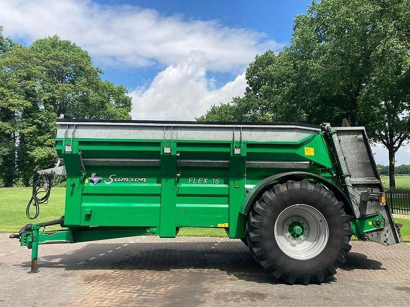 Samson Flex 16 - Dungstreuer: das Bild 2 Samson Flex 16 - Dungstreuer: das Bild 2