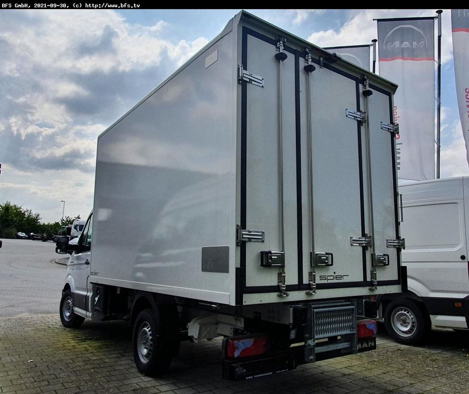 MAN TGE 3.140 4x2 F SB Bi-Temp Kühlkoffer, Carrier P MAN TGE 3.140 4x2 F SB Bi-Temp Kühlkoffer, Carrier P - Kühltransporter: das Bild 3 MAN TGE 3.140 4x2 F SB Bi-Temp Kühlkoffer, Carrier P MAN TGE 3.140 4x2 F SB Bi-Temp Kühlkoffer, Carrier P - Kühltransporter: das Bild 3