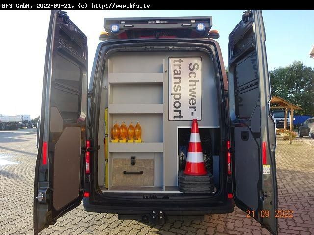 MAN TGE 3.180 4x2 F SB BF3 Begleitfahrzeug - Kastenwagen: das Bild 3 MAN TGE 3.180 4x2 F SB BF3 Begleitfahrzeug - Kastenwagen: das Bild 3