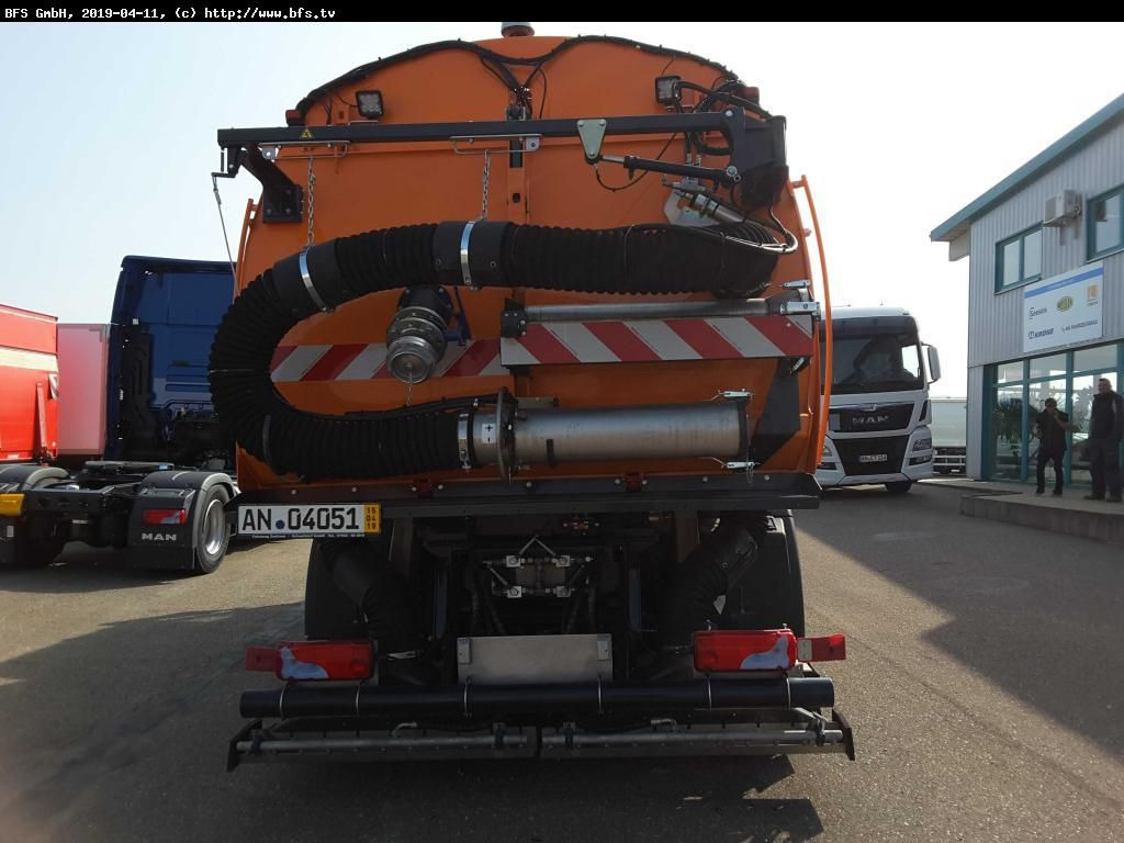 MAN TGS 18.360 4X2 LL Bucher OF 8000 RS beids. WK HD - Kehrmaschine: das Bild 3 MAN TGS 18.360 4X2 LL Bucher OF 8000 RS beids. WK HD - Kehrmaschine: das Bild 3