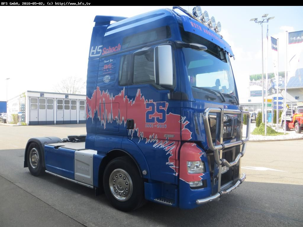 MAN TGX 18.560 4x2 BLS Euro 6 HS Schoch Edition 2016 - Sattelzugmaschine: das Bild 2 MAN TGX 18.560 4x2 BLS Euro 6 HS Schoch Edition 2016 - Sattelzugmaschine: das Bild 2