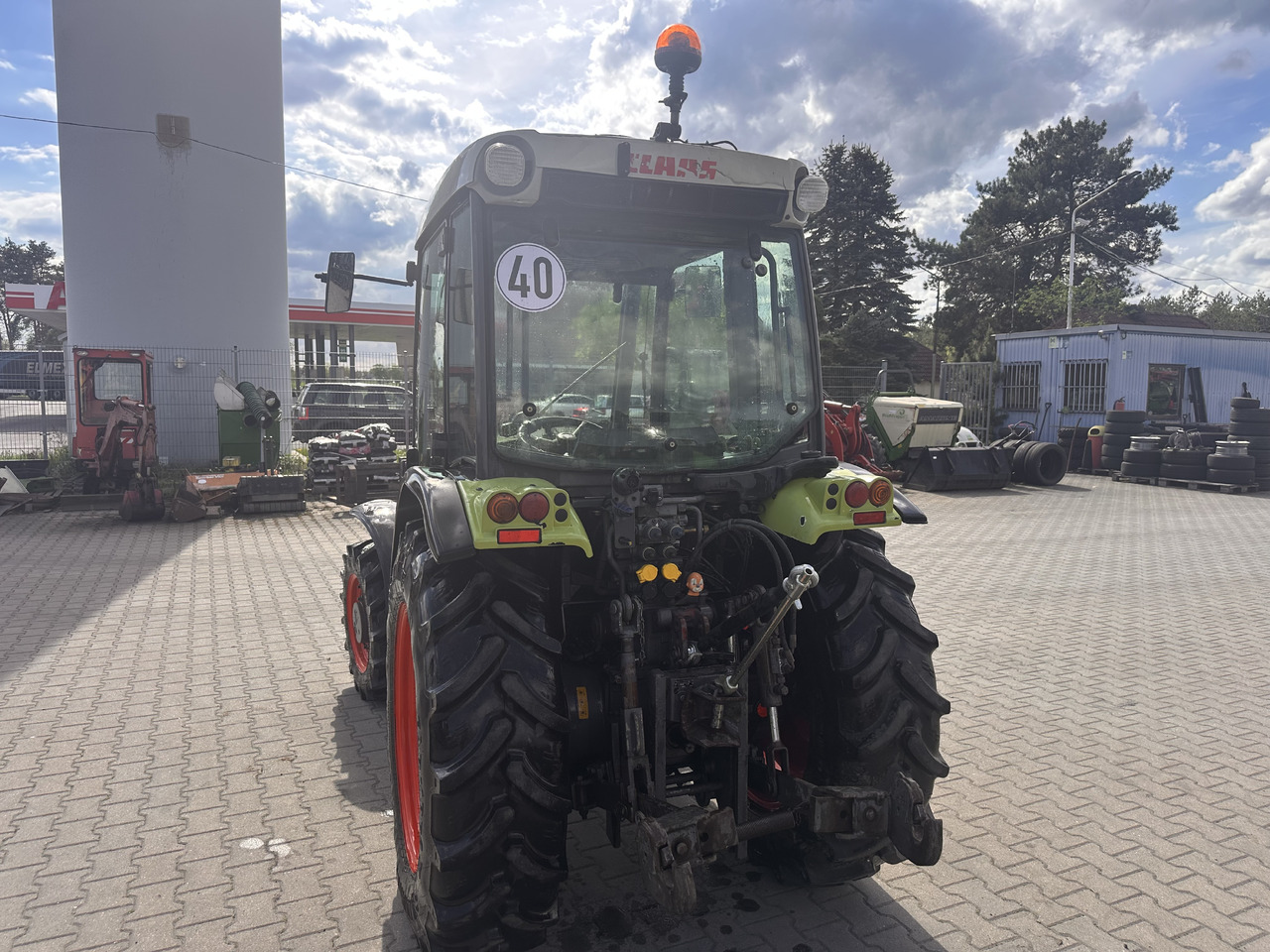 CLAAS NECTIS 257F - Traktor: das Bild 3 CLAAS NECTIS 257F - Traktor: das Bild 3