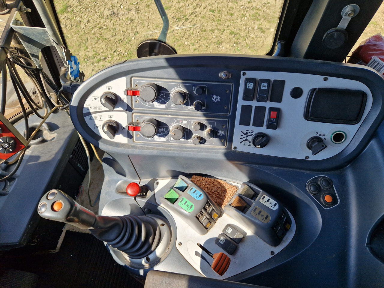 Traktor JCB FASTRAC 3230: das Bild 11