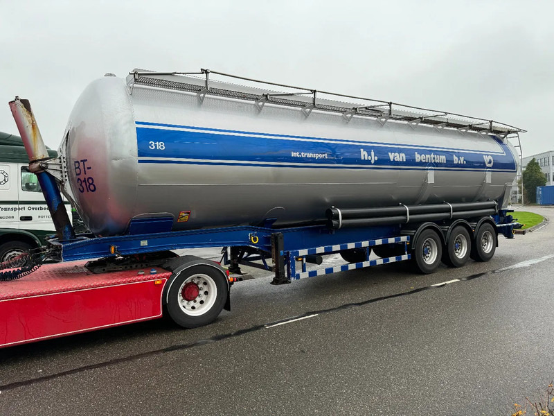 Atcomex 13 UNITS - 3 AXLE KIPPER BULK 1 COMP. 60.000 L TÜV TILL 07-2025 - Tankauflieger: das Bild 2 Atcomex 13 UNITS - 3 AXLE KIPPER BULK 1 COMP. 60.000 L TÜV TILL 07-2025 - Tankauflieger: das Bild 2