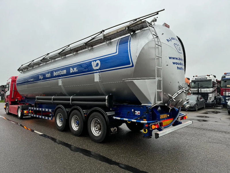 Atcomex 13 UNITS - 3 AXLE KIPPER BULK 1 COMP. 60.000 L TÜV TILL 07-2025 - Tankauflieger: das Bild 5 Atcomex 13 UNITS - 3 AXLE KIPPER BULK 1 COMP. 60.000 L TÜV TILL 07-2025 - Tankauflieger: das Bild 5
