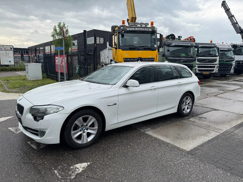 BMW 5 Serie 525D AUTOMATIC NAVI STATION - PKW: das Bild 1 BMW 5 Serie 525D AUTOMATIC NAVI STATION - PKW: das Bild 1