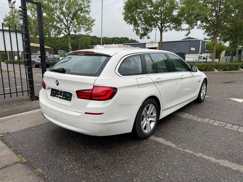 BMW 5 Serie 525D AUTOMATIC NAVI STATION - PKW: das Bild 5 BMW 5 Serie 525D AUTOMATIC NAVI STATION - PKW: das Bild 5