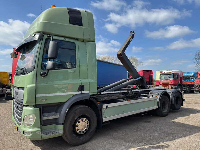 DAF CF 450 6X2 EURO 6 VDL 21T HOOK LIFTING AXLE - Abrollkipper: das Bild 4 DAF CF 450 6X2 EURO 6 VDL 21T HOOK LIFTING AXLE - Abrollkipper: das Bild 4