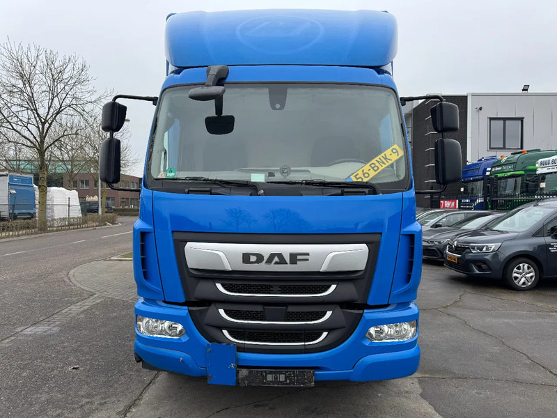 DAF LF 180 4X2 - EURO 6 + DHOLLANDIA LIFT + TÜV 09-2025 - Koffer LKW: das Bild 2 DAF LF 180 4X2 - EURO 6 + DHOLLANDIA LIFT + TÜV 09-2025 - Koffer LKW: das Bild 2