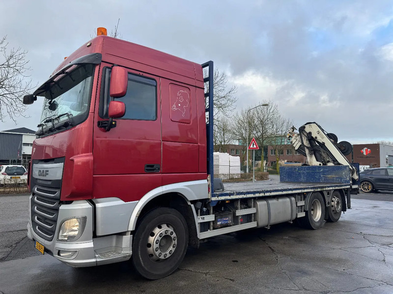 DAF XF 510 6X2 EURO 6 + HIAB 166 HI PRO + REMOTE CONTROL - Pritsche LKW, Autokran: das Bild 2 DAF XF 510 6X2 EURO 6 + HIAB 166 HI PRO + REMOTE CONTROL - Pritsche LKW, Autokran: das Bild 2