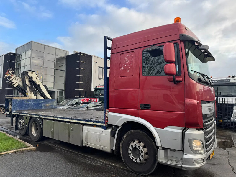 DAF XF 510 6X2 EURO 6 + HIAB 166 HI PRO + REMOTE CONTROL - Pritsche LKW, Autokran: das Bild 5 DAF XF 510 6X2 EURO 6 + HIAB 166 HI PRO + REMOTE CONTROL - Pritsche LKW, Autokran: das Bild 5