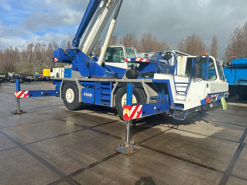 Faun ATF 30-2l 4X4 - All-Terrain Kran: das Bild 4 Faun ATF 30-2l 4X4 - All-Terrain Kran: das Bild 4
