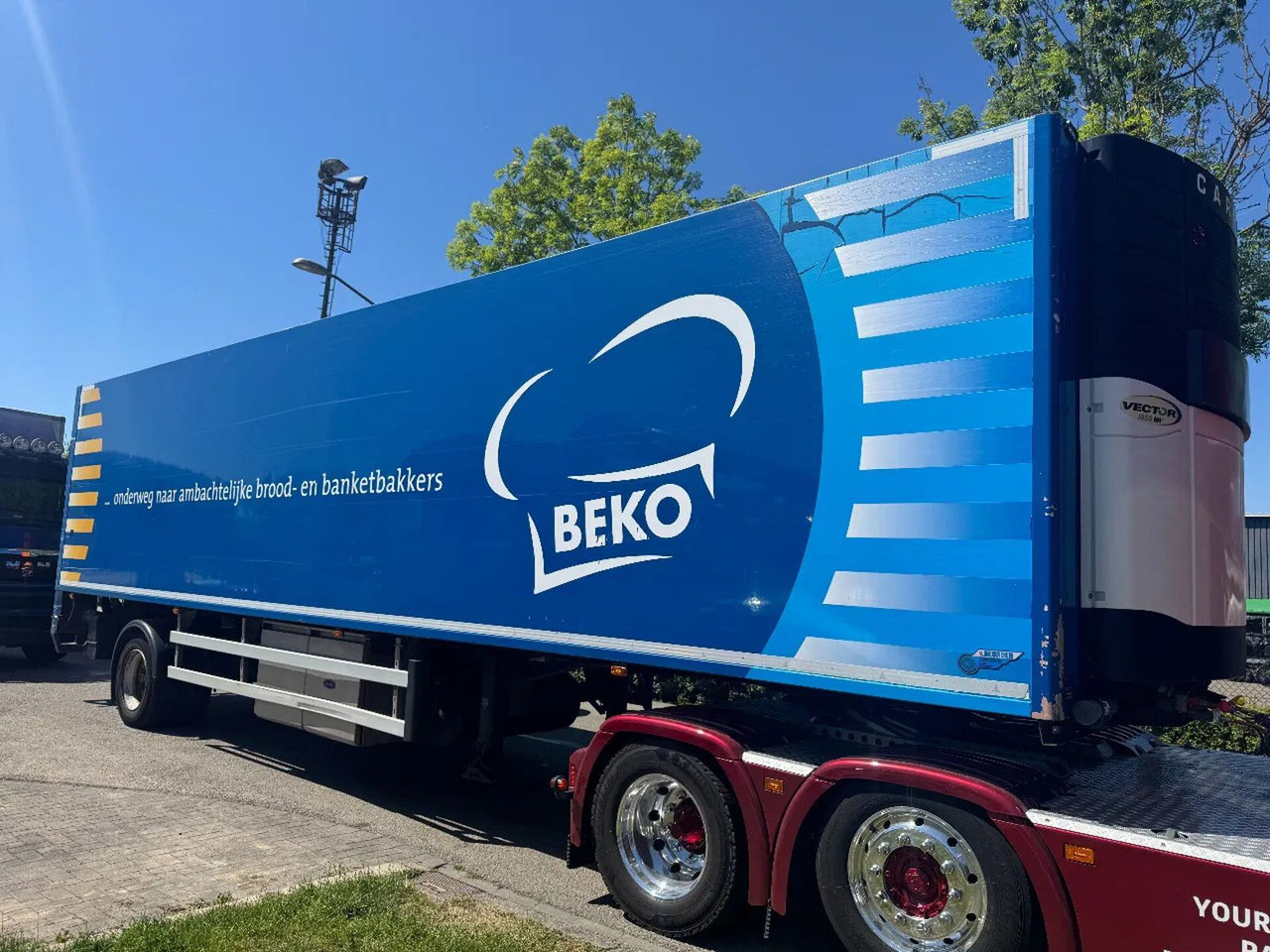 HRD SKFG - BPW AXLE + CARRIER VECTOR 1850MT - Kühlkoffer Auflieger: das Bild 2 HRD SKFG - BPW AXLE + CARRIER VECTOR 1850MT - Kühlkoffer Auflieger: das Bild 2