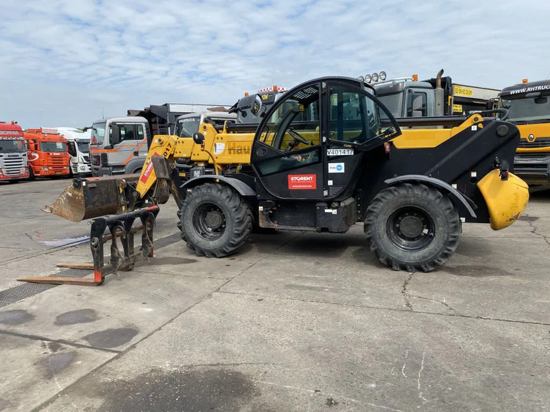 Haulotte HTL 4017 - 4X4X4 - 5.617 HOURS - 17 METER - 4.000 KG - Teleskoplader: das Bild 3 Haulotte HTL 4017 - 4X4X4 - 5.617 HOURS - 17 METER - 4.000 KG - Teleskoplader: das Bild 3