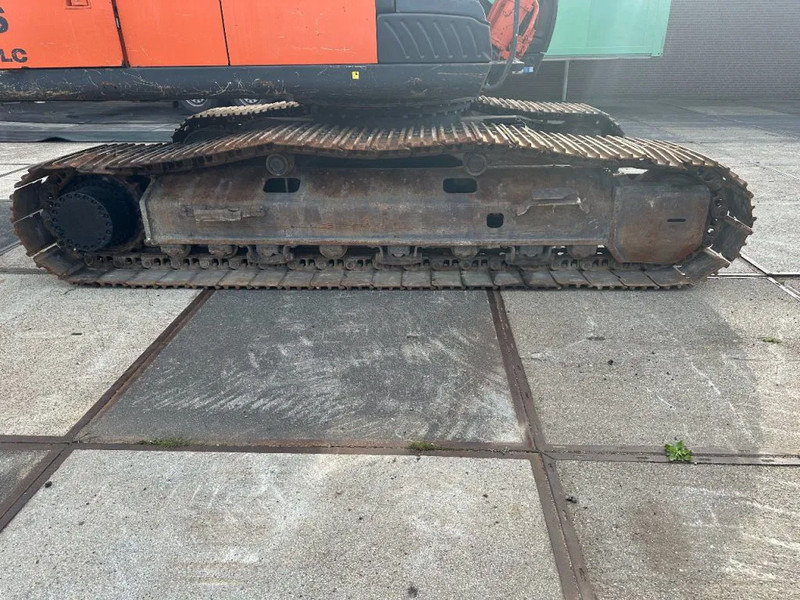 Hitachi ZX350LC-5B CE - Kettenbagger: das Bild 3 Hitachi ZX350LC-5B CE - Kettenbagger: das Bild 3