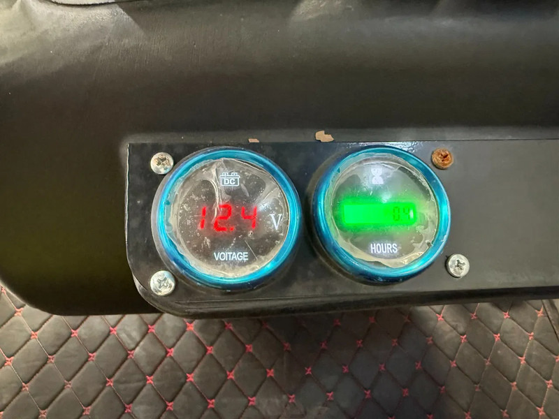 JPC HT12 - NEW AND UNUSED! - Minibagger: das Bild 5 JPC HT12 - NEW AND UNUSED! - Minibagger: das Bild 5