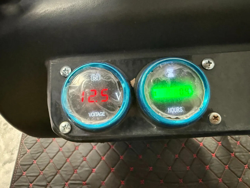 JPC HT12 - NEW AND UNUSED! - Minibagger: das Bild 5 JPC HT12 - NEW AND UNUSED! - Minibagger: das Bild 5