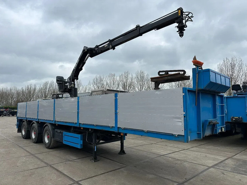 Kwb HIAB 130R-206-2006 - Pritschenauflieger/ Plattformauflieger: das Bild 2 Kwb HIAB 130R-206-2006 - Pritschenauflieger/ Plattformauflieger: das Bild 2