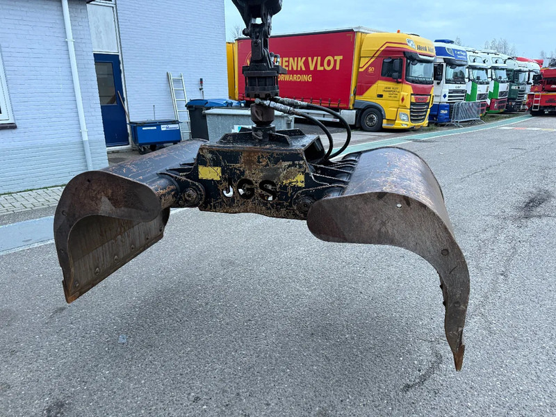 MAN TGS 35.480 8X4 + HMF 2420-K3 REMOTE + TIPPER - Kipper, Autokran: das Bild 4 MAN TGS 35.480 8X4 + HMF 2420-K3 REMOTE + TIPPER - Kipper, Autokran: das Bild 4