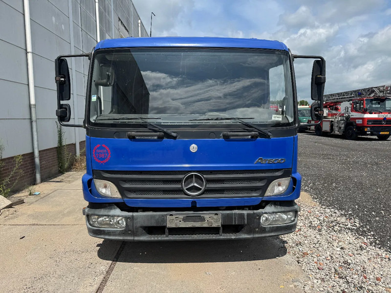 Leasing für Mercedes-Benz Atego 815 4X2 3 WAY KIPPER FULL STEEL MANUAL GEAR Mercedes-Benz Atego 815 4X2 3 WAY KIPPER FULL STEEL MANUAL GEAR: das Bild 8