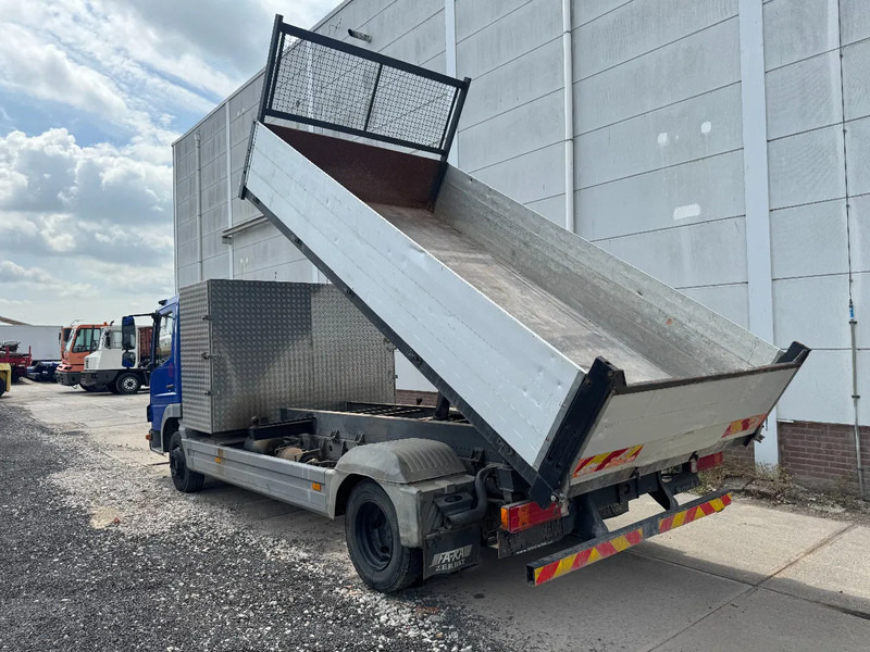 Mercedes-Benz Atego 815 4X2 3 WAY KIPPER FULL STEEL MANUAL GEAR - Kipper: das Bild 5 Mercedes-Benz Atego 815 4X2 3 WAY KIPPER FULL STEEL MANUAL GEAR - Kipper: das Bild 5
