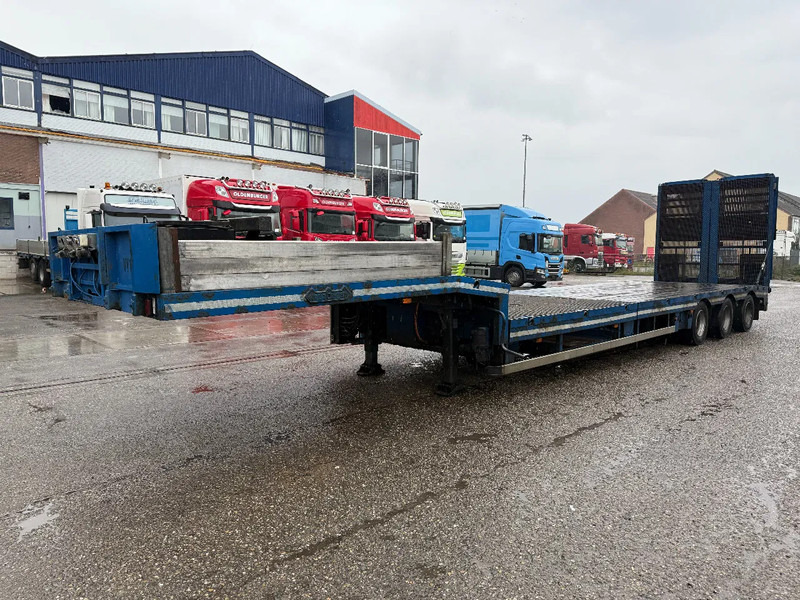 Nooteboom 3 AXLE FORCED STEERING,LIFTHING DECK, DUBBLE HYDRAULIC RAMPS, TUV TILL 05-2026 - Tieflader Auflieger: das Bild 3 Nooteboom 3 AXLE FORCED STEERING,LIFTHING DECK, DUBBLE HYDRAULIC RAMPS, TUV TILL 05-2026 - Tieflader Auflieger: das Bild 3