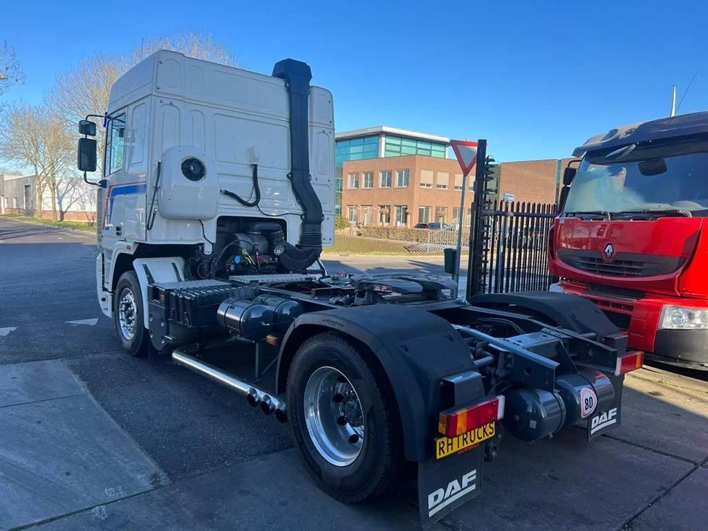 DAF 95.400 4X2 RESTORED/RESTAURIERT/GERESTAUREERD - Sattelzugmaschine: das Bild 4 DAF 95.400 4X2 RESTORED/RESTAURIERT/GERESTAUREERD - Sattelzugmaschine: das Bild 4