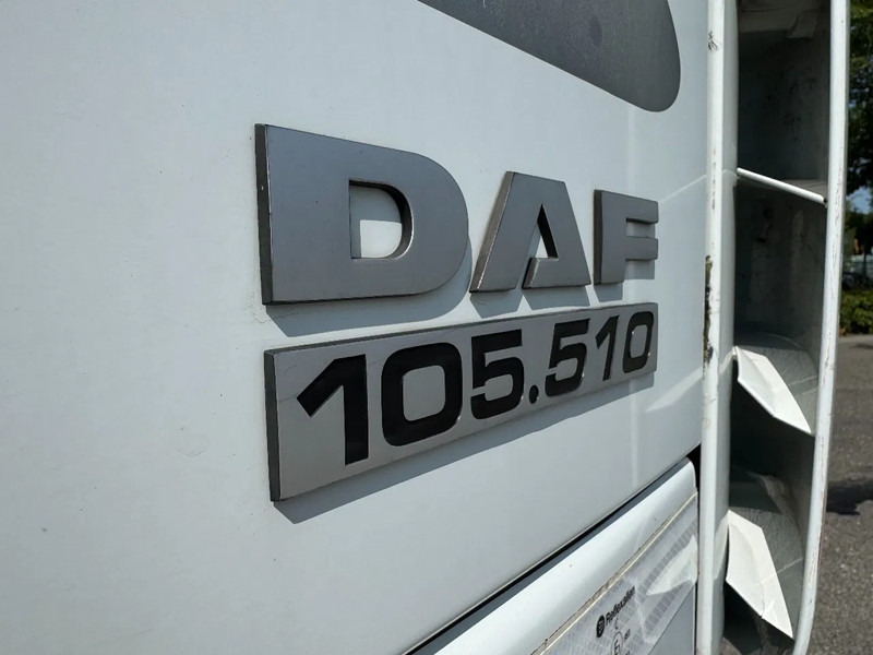 DAF XF 105.510 4X2 SKIRTS ADR RETARDER STANDKLIMA - Sattelzugmaschine: das Bild 5 DAF XF 105.510 4X2 SKIRTS ADR RETARDER STANDKLIMA - Sattelzugmaschine: das Bild 5