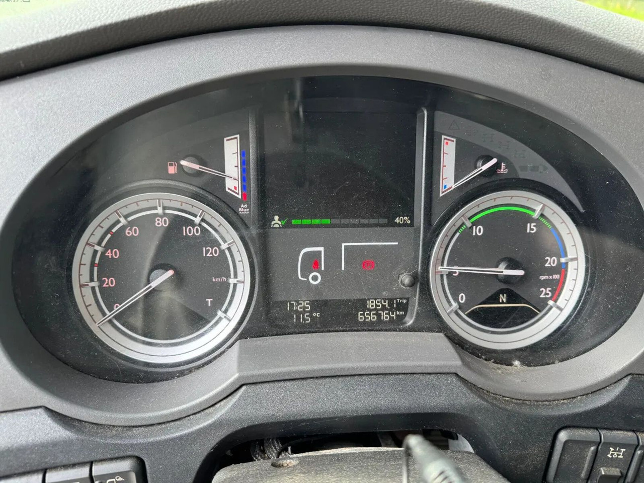 Sattelzugmaschine DAF XF 440 4X2 EURO 6 SPOILERS HOLLAND TRUCK: das Bild 10