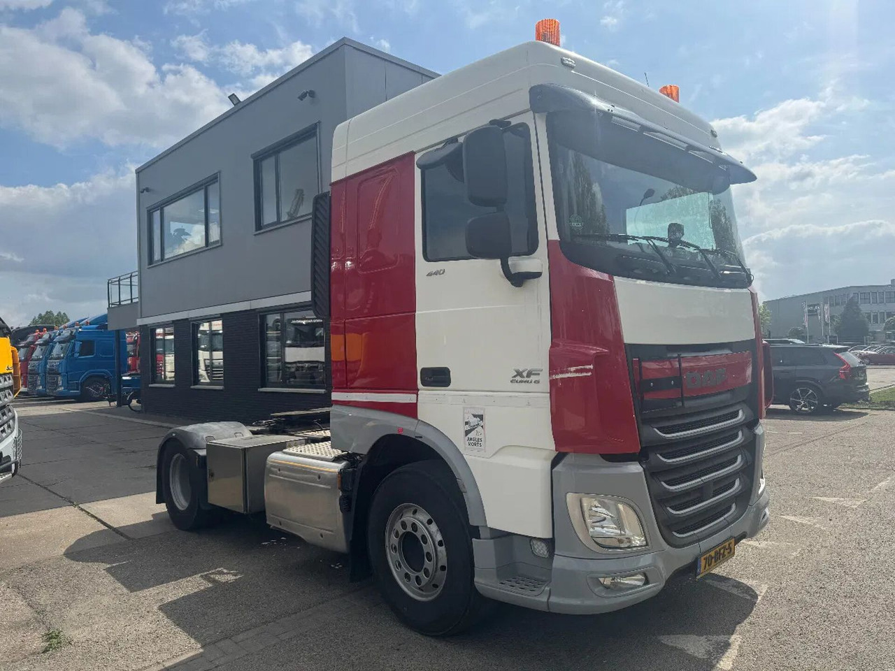 DAF XF 440 4X2 EURO 6 STANDKLIMA NIGHT LOCK - Sattelzugmaschine: das Bild 3 DAF XF 440 4X2 EURO 6 STANDKLIMA NIGHT LOCK - Sattelzugmaschine: das Bild 3