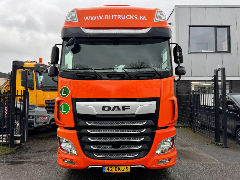 DAF XF 450 4X2 - EURO 6 + FULL SPOILER + NL TRUCK - Sattelzugmaschine: das Bild 4 DAF XF 450 4X2 - EURO 6 + FULL SPOILER + NL TRUCK - Sattelzugmaschine: das Bild 4