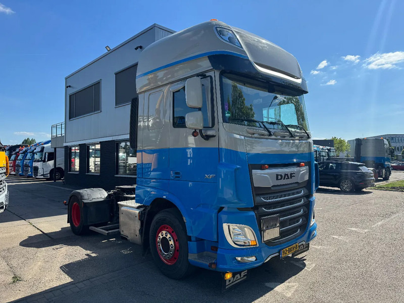 DAF XF 480 4X2 EURO 6 ADR SPECIAL INTERIOR 2018 - Sattelzugmaschine: das Bild 3 DAF XF 480 4X2 EURO 6 ADR SPECIAL INTERIOR 2018 - Sattelzugmaschine: das Bild 3