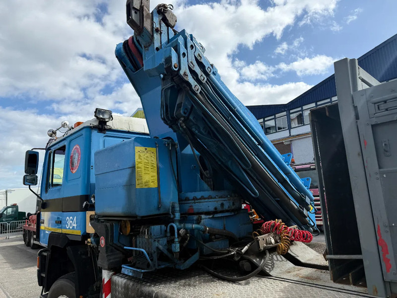 Sattelzugmaschine MAN 33.463 33-463 8x4 met 62 effer kraan 6x uitschuifbaar: das Bild 12