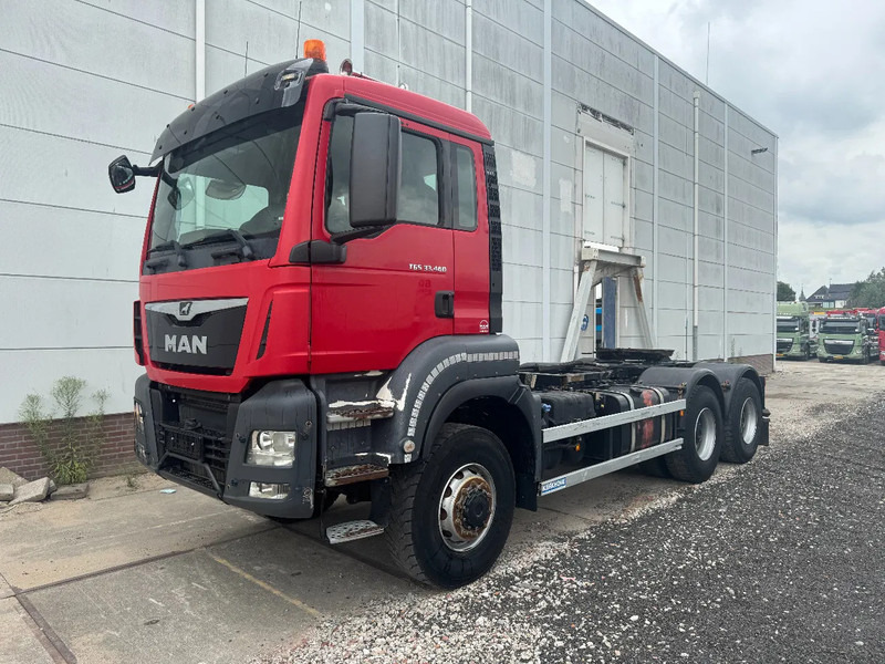 MAN TGS 33.460 6X6 BBS - EURO 6 - FULL STEEL SUSP.! + ROCKINGER - Sattelzugmaschine: das Bild 1 MAN TGS 33.460 6X6 BBS - EURO 6 - FULL STEEL SUSP.! + ROCKINGER - Sattelzugmaschine: das Bild 1
